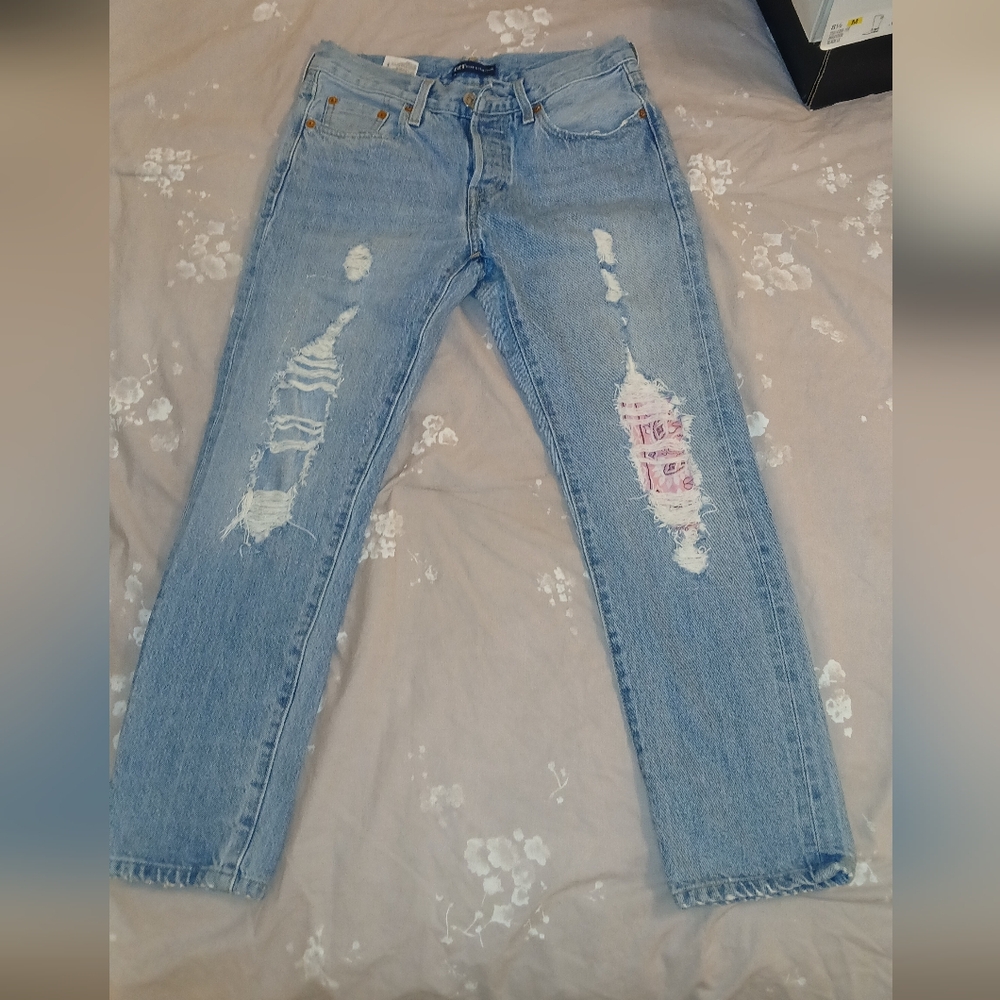Levi's Distressed Cropped Light Blue Straight Jeans